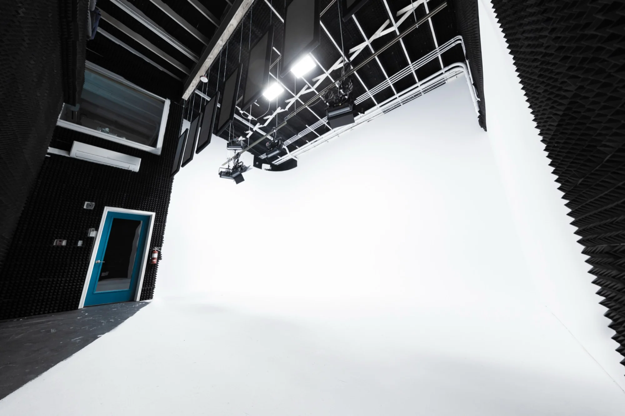 Photo and video cyc wall at Element 7 Bothell studio